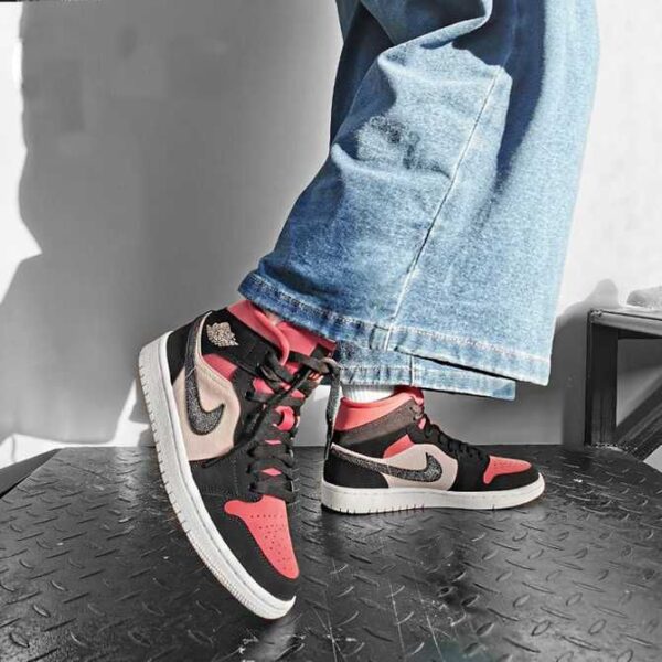 Giày Nike Air Jordan 1 Mid 'Burgundy Dusty Pink' BQ6472-202 - Ảnh 3