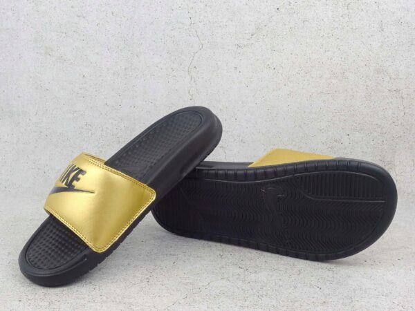 Dép Nike Wmns JDI Benassi Slides 'Black Metallic Gold' 343881-014 - Ảnh 3