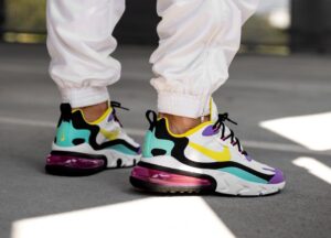 Alternative view of Giày Nike Air Max 270 React 'Geometric Abstract' AO4971-101
