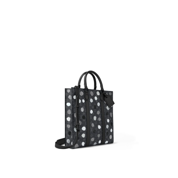 Tui Louis Vuitton x YK Sac Plat Bag 'Black Silver' M46404