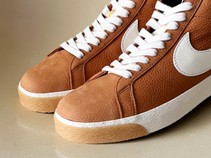 Giay Nike SB Zoom Blazer Mid ISO 'Dark Russet' DC8911-200