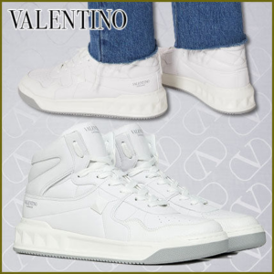 Giay Valentino Garavani ONE STUD Mid-Top nappa Sneaker XY2S0E63NWN0BO