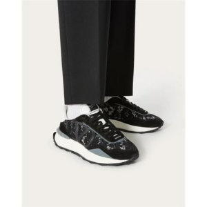 Giay Valentino Garavani Lacerunner sneaker XY2S0F28ZUXA23