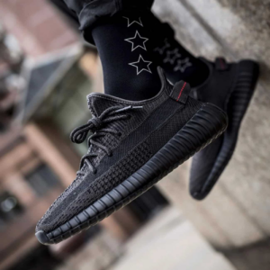 Alternative view of Giày Adidas Yeezy Boost 350 V2 Black Non-Reflective FU9006