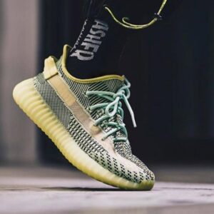 Alternative view of Giày Adidas Yeezy Boost 350 V2 Yeezreel (Non-Reflective) FW5191