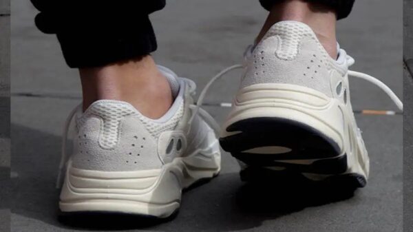 Giày Adidas Yeezy Boost 700 'Analog' EG7596 - Ảnh 7