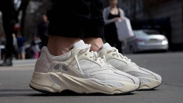 Giày Adidas Yeezy Boost 700 'Analog' EG7596 - Ảnh 6