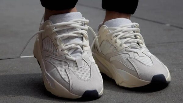 Giày Adidas Yeezy Boost 700 'Analog' EG7596 - Ảnh 4