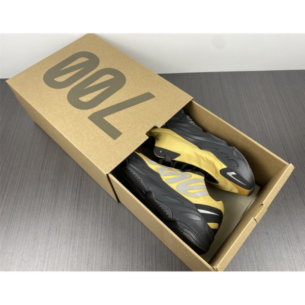 Giày Adidas Yeezy Boost 700 MNVN 'Honey Flux' GZ0717 - Ảnh 3