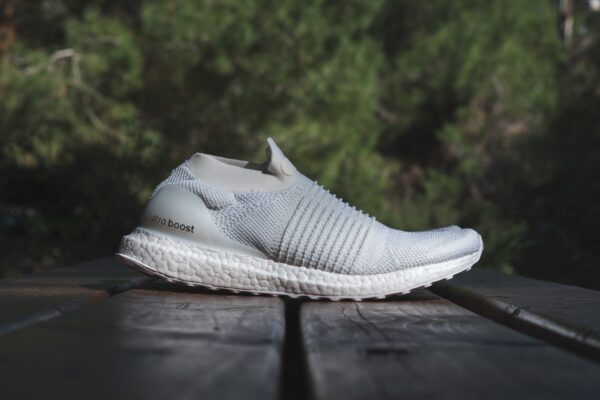 Giày Adidas UltraBoost Laceless 'Undyed' BB6146 - Ảnh 4