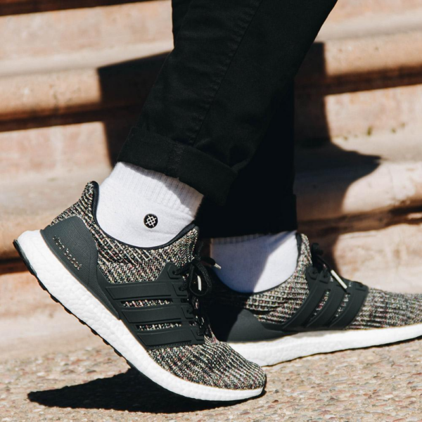 Giày Adidas UltraBoost 4.0 'Black Carbon' CM8110 - Ảnh 2
