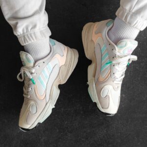 Alternative view of Giày Adidas Yung-1 'Off White Mint' CG7118