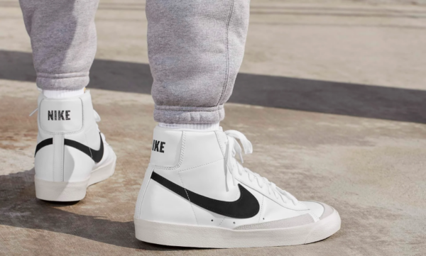 Giày Nike Blazer Mid '77 Vintage 'White Black' BQ6806-100 - Ảnh 9