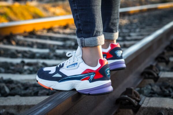 Giày Adidas Wmns Falcon 'Crystal White Navy' CG6246 - Ảnh 6