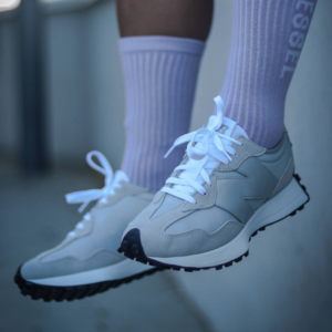 Alternative view of Giày New Balance 327 'Rain Cloud Metallic Silver' MS327MA1