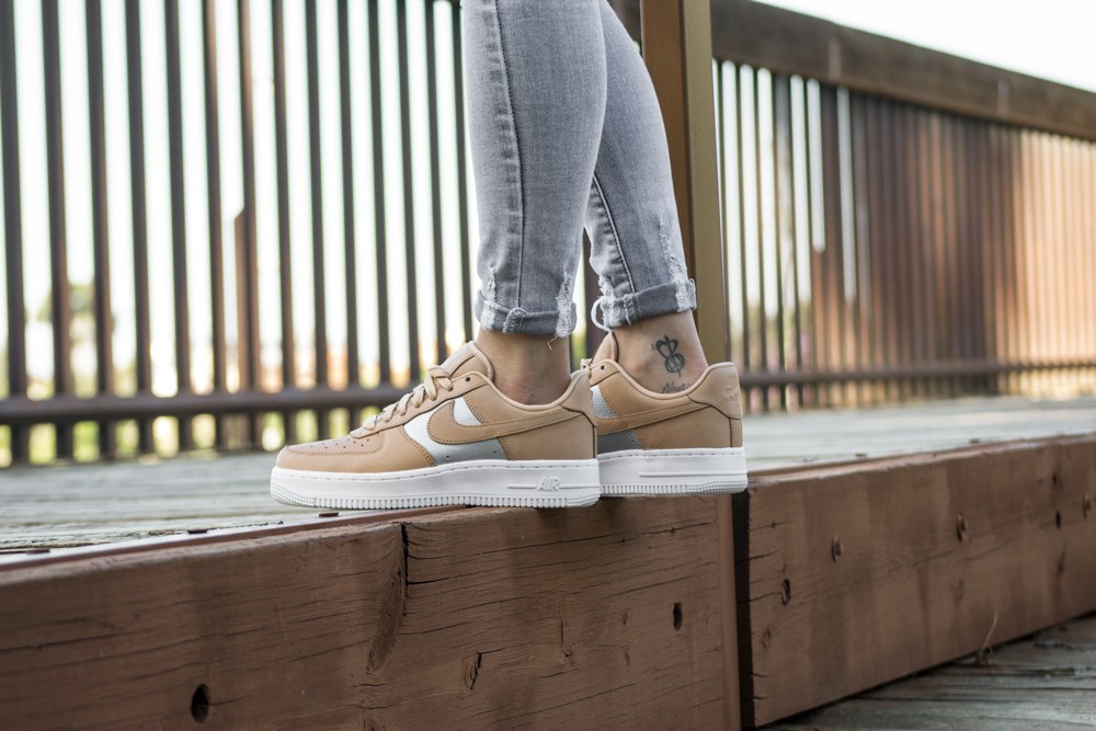 Giày Nike Beautiful x Powerful  Air Force 1 'Corduroy' AH6827-200 - Ảnh 3
