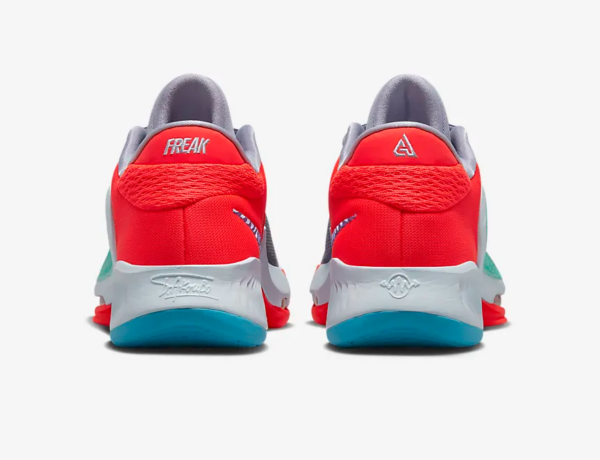 Giay Nike Zoom Freak 4 'Paris' DJ6149-500