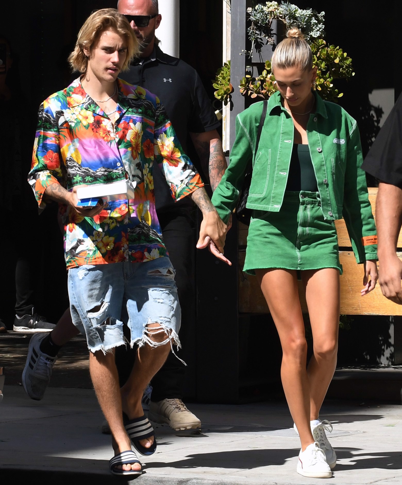 CHIÊM NGƯỠNG OUTFIT CỦA JUSTIN VÀ HAILEY BIEBER – CẶP ĐÔI HYPEBEAST BẬC NHẤT LÀNG SHOWBIZ THẾ GIỚI