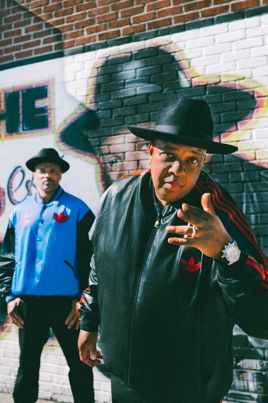 Run-DMC và Adidas Originals kỷ niệm lịch sử Hip-hop với bộ sưu tập mới Hinh anh 1: Run-DMC va Adidas Originals ky niem lich su Hip-hop voi bo suu tap moi