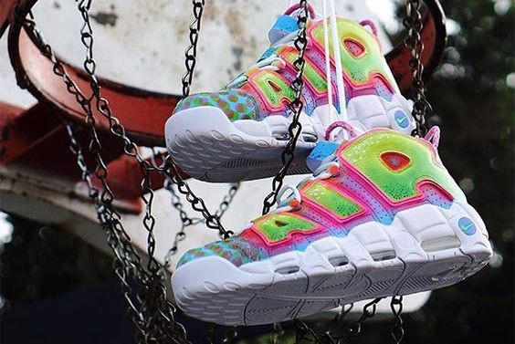 nhung-mau-giay-nike-uptempo-khong-bao-gio-loi-mot
