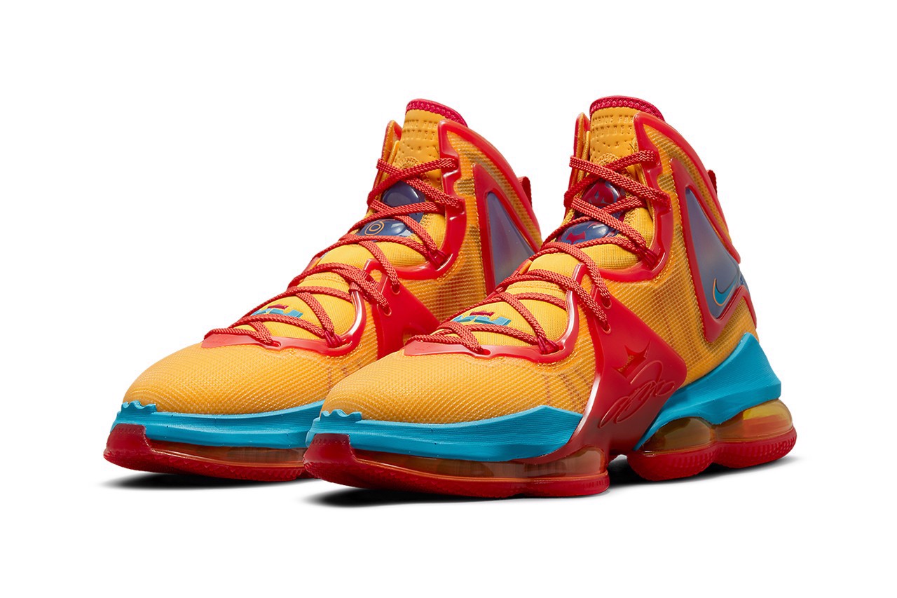 nike-tiet-lo-them-hai-phoi-mau-moi-rat-noi-bat-cua-lebron-19