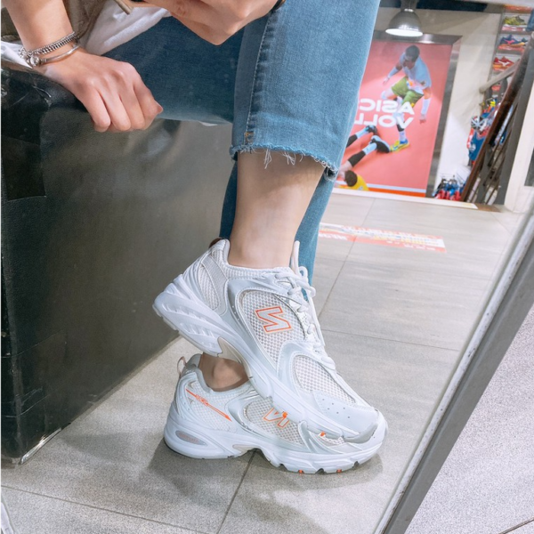 Giày New Balance 530 'White Orange' MR530AC - Ảnh 4