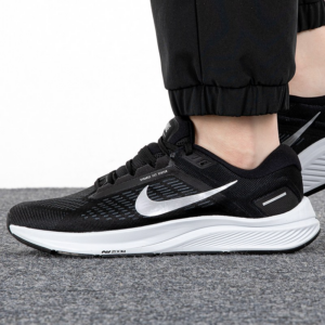 Alternative view of Giày Nike Air Zoom Structure DA8535-002