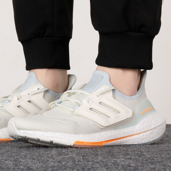 Giày Adidas UltraBoost 22 'White Blue Tint' GY6227 - Ảnh 3