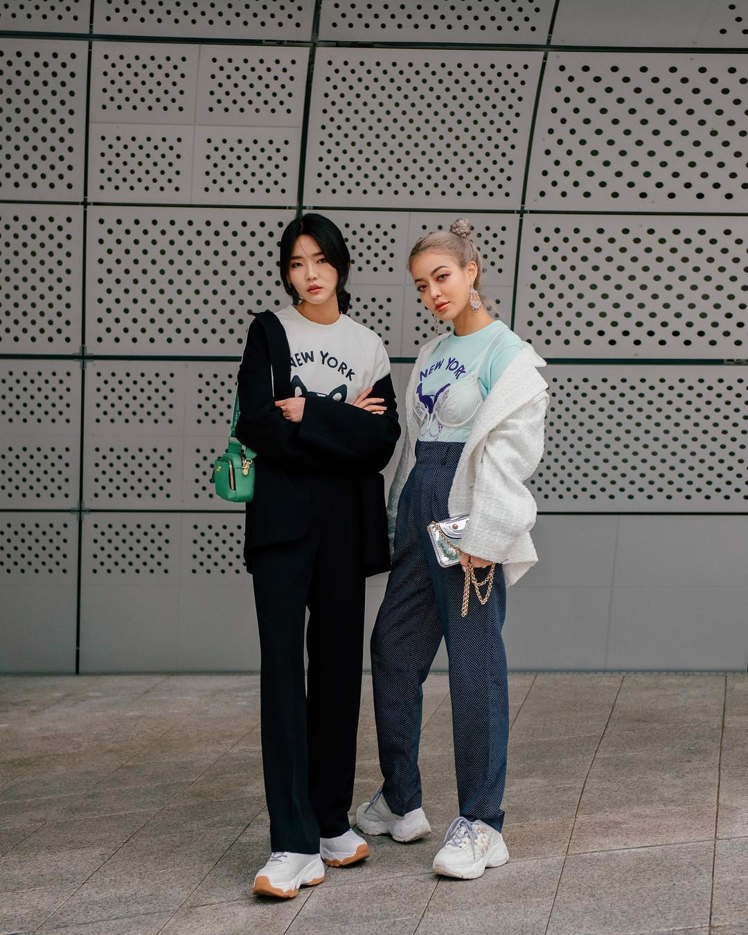 Tất tần tật các tip phối đồ cùng với giày MLB cho các cô nàng 2021 Hinh anh 1: Tat tan tat cac tip phoi do cung voi giay MLB cho cac co nang 2021