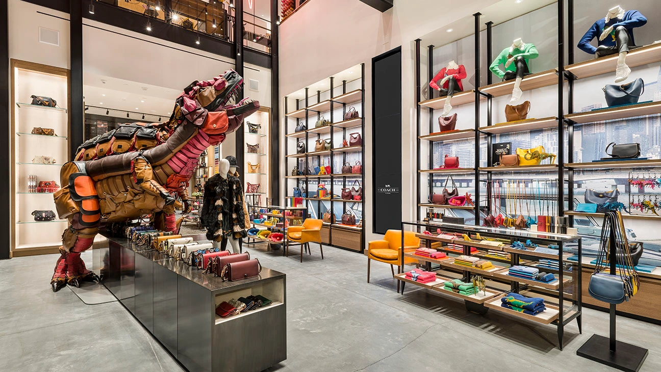 Lời giải đáp cho câu hỏi về nơi những đôi giày Coach được sản xuất Hinh anh 2: Loi giai dap cho cau hoi ve noi nhung doi giay Coach duoc san xuat