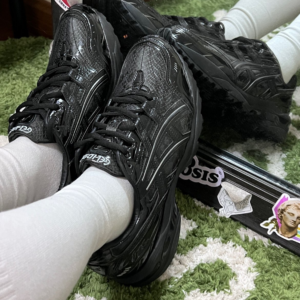 Alternative view of Giày Asics Gel Kayano 14 'Black' 1201A019-001