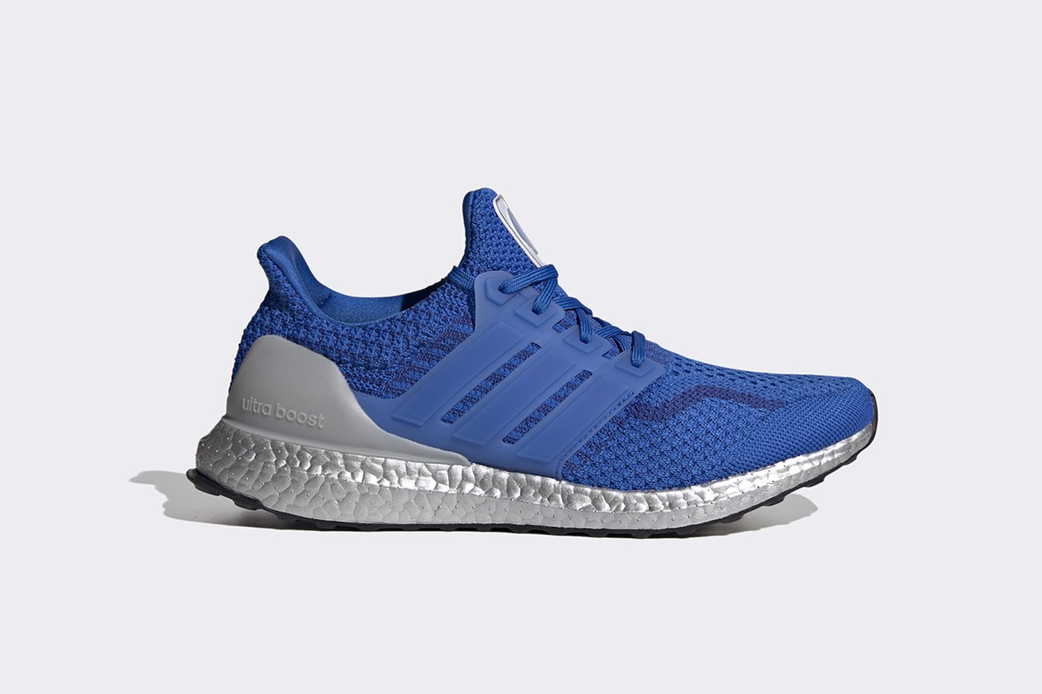 10 đôi giày Adidas Ultra Boost đáng mua nhất thời điểm hiện tại Hinh anh 7: 10 doi giay Adidas Ultra Boost dang mua nhat thoi diem hien tai