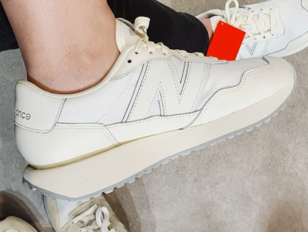 Giày New Balance 237 'White Pack' MS237WP - Ảnh 4