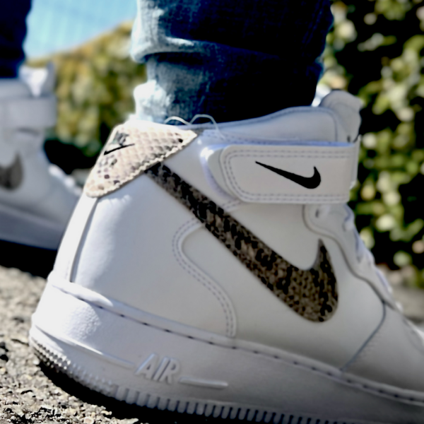 Giay Nike Air Force 1 '07 Mid 'Snakeskin Swoosh' DD9625-101