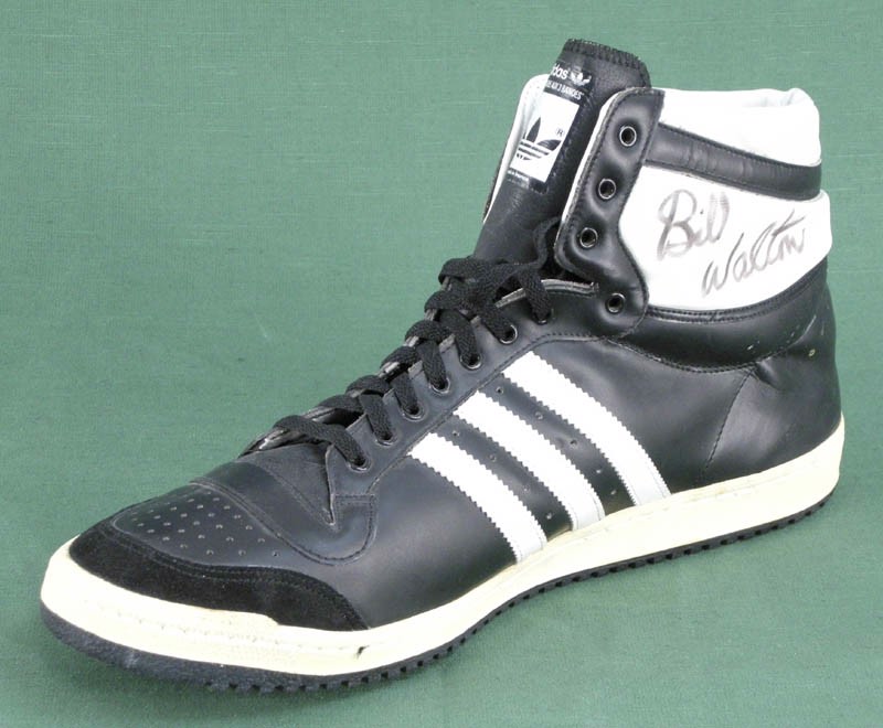 lich-su-cua-reebok-pump-voi-tieu-de-pump-up-and-air-out