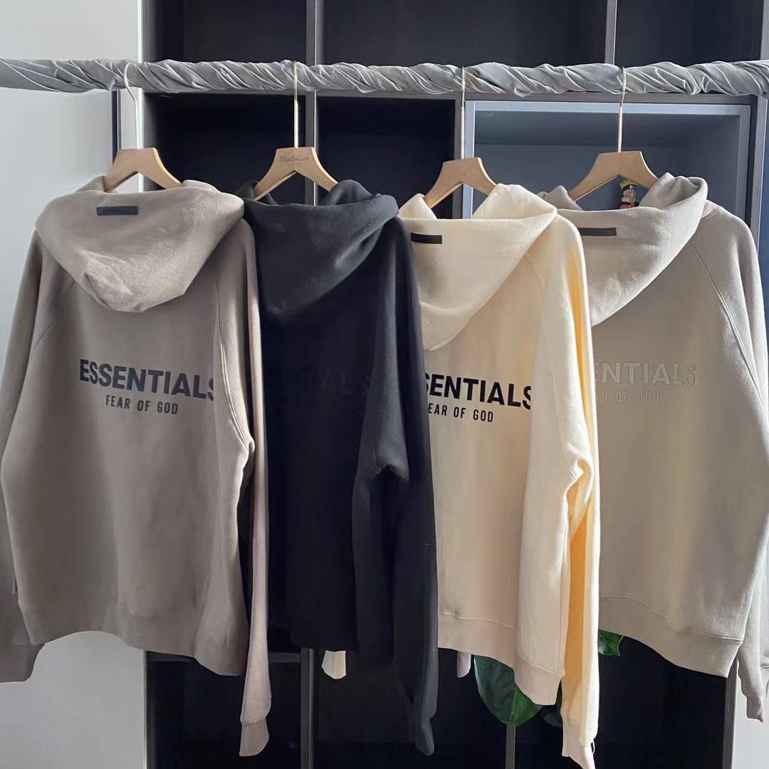 fear-of-god-essentials-thuong-hieu-thoi-trang-cua-the-he-moi