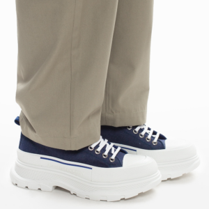 Alternative view of Giày Alexander McQueen Tread Slick Lace Up 'Indigo' 604257-W4PD1-4177