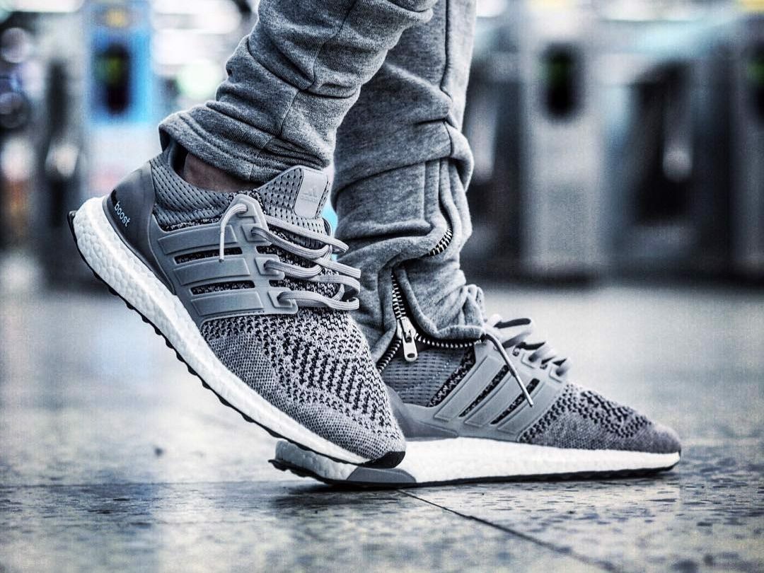 Hinh anh 3: Ultraboost 1.0 tro lai coi nguon voi phoi mau xam kinh dien