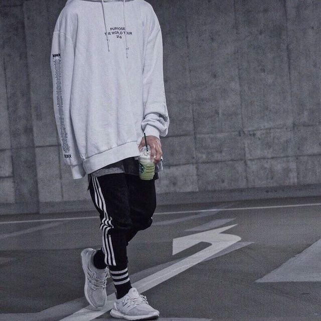 Gợi ý những cách phối đồ đầy phong cách với ultraboost Hinh anh 9: Goi y nhung cach phoi do day phong cach voi ultraboost