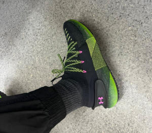 Giay Under Armour HOVR Phantom 3 Amp 'Black Lime' 3026814-001