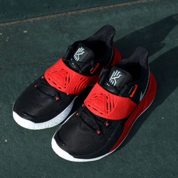 Giày Kyrie Low 3 Team 'Black University Red' CW6228-001 - Ảnh 10