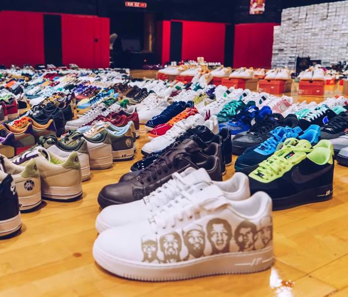 bo-suu-tap-sneaker-co-gia-tri-khung-nhat-the-gioi