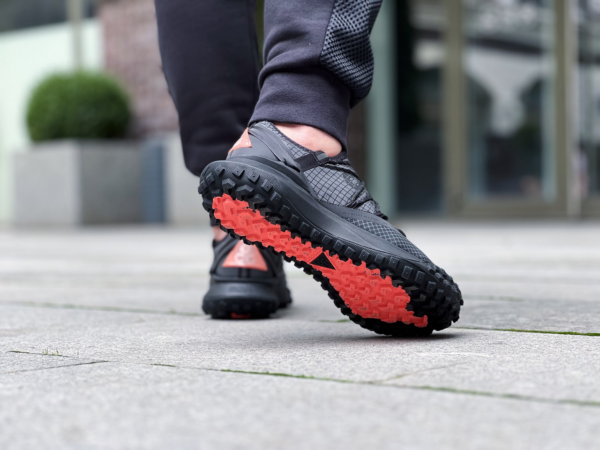 Giày Nike ACG Mountain Fly Low Anthracite DA5424-001 - Ảnh 4