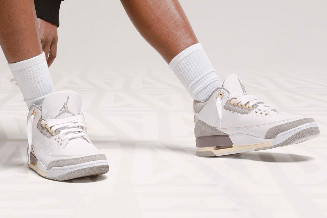 bang-xep-hang-10-doi-giay-tuyet-voi-nhat-nam-2021-07-2021