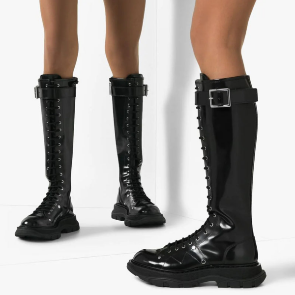 Giày Alexander McQueen Tread Lace Up Boot 595466-WHZ81-1081 - Ảnh 2