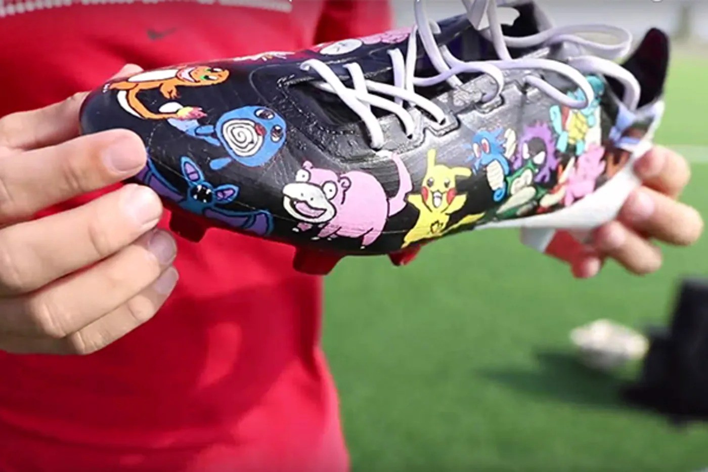 bat-mi-nhung-bi-mat-cua-adidas-khong-ai-noi-voi-ban