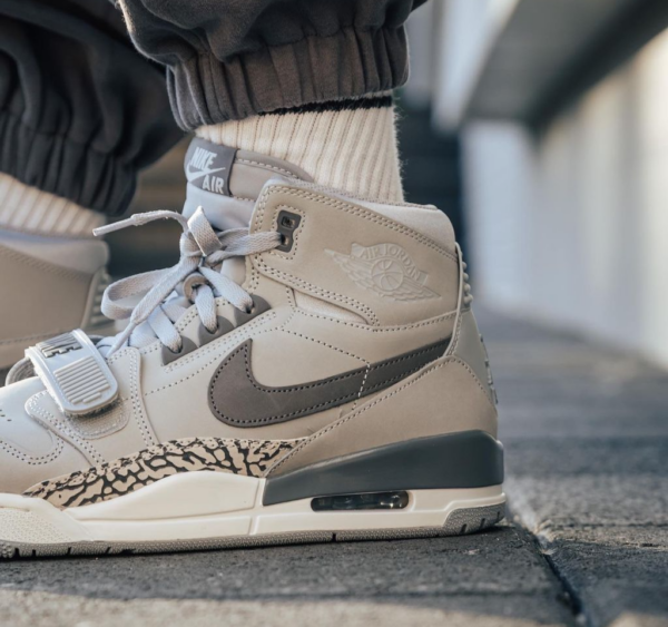 Giày Nike Jordan Legacy 312 'Wolf Grey' AV3922-002 - Ảnh 2