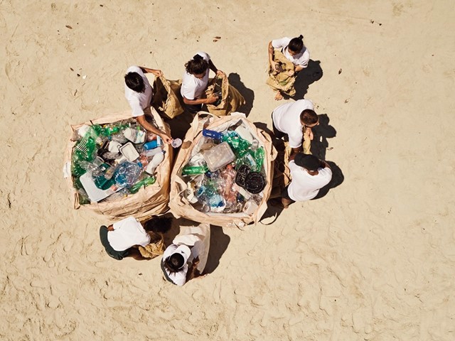 adidas-va-tuong-lai-huong-toi-viec-cham-dut-rac-thai-nhua