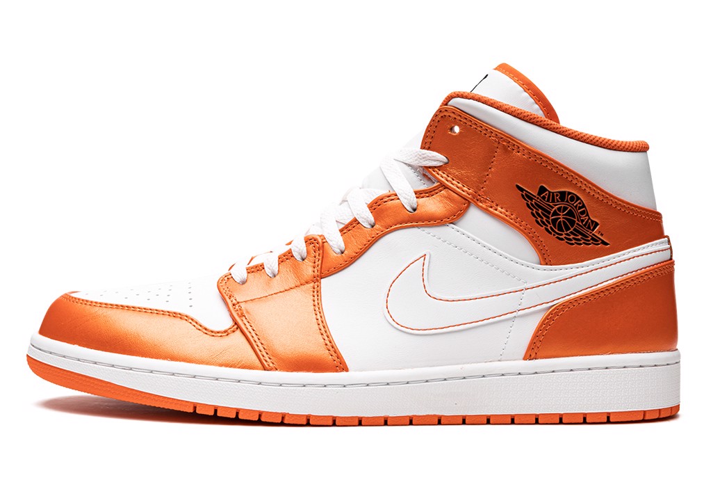 bang-xep-hang-nhung-doi-air-jordan-1-mid-tuyet-voi-nhat-2021