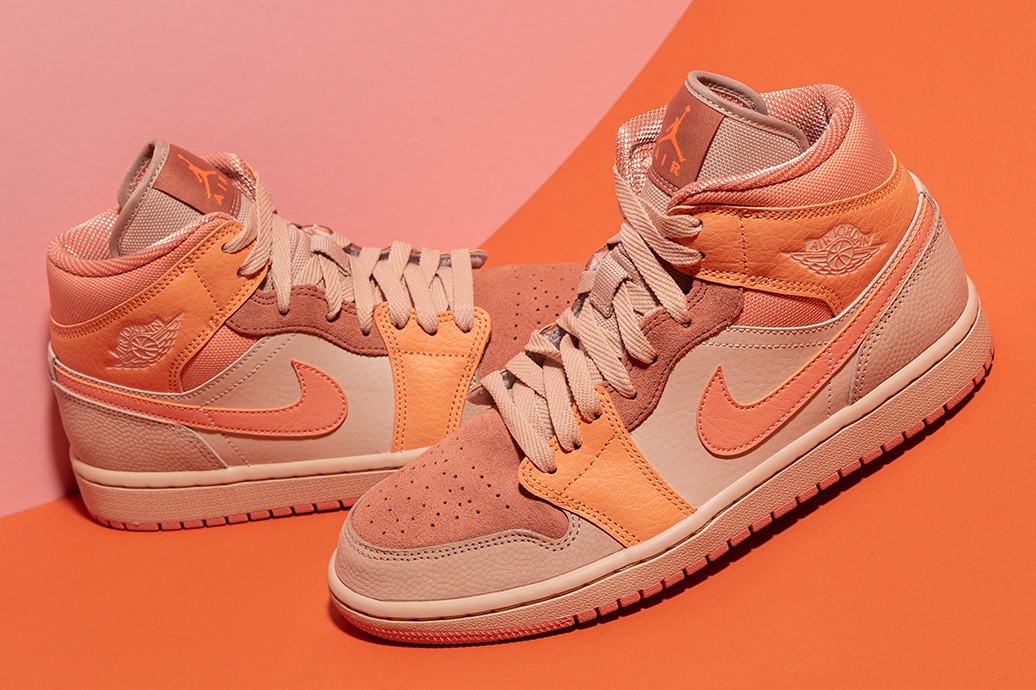 bang-xep-hang-nhung-doi-air-jordan-1-mid-tuyet-voi-nhat-2021